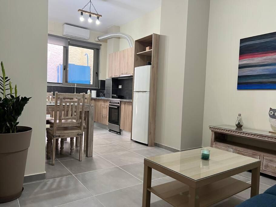Spacious And Beautiful House Piraeus Bagian luar foto