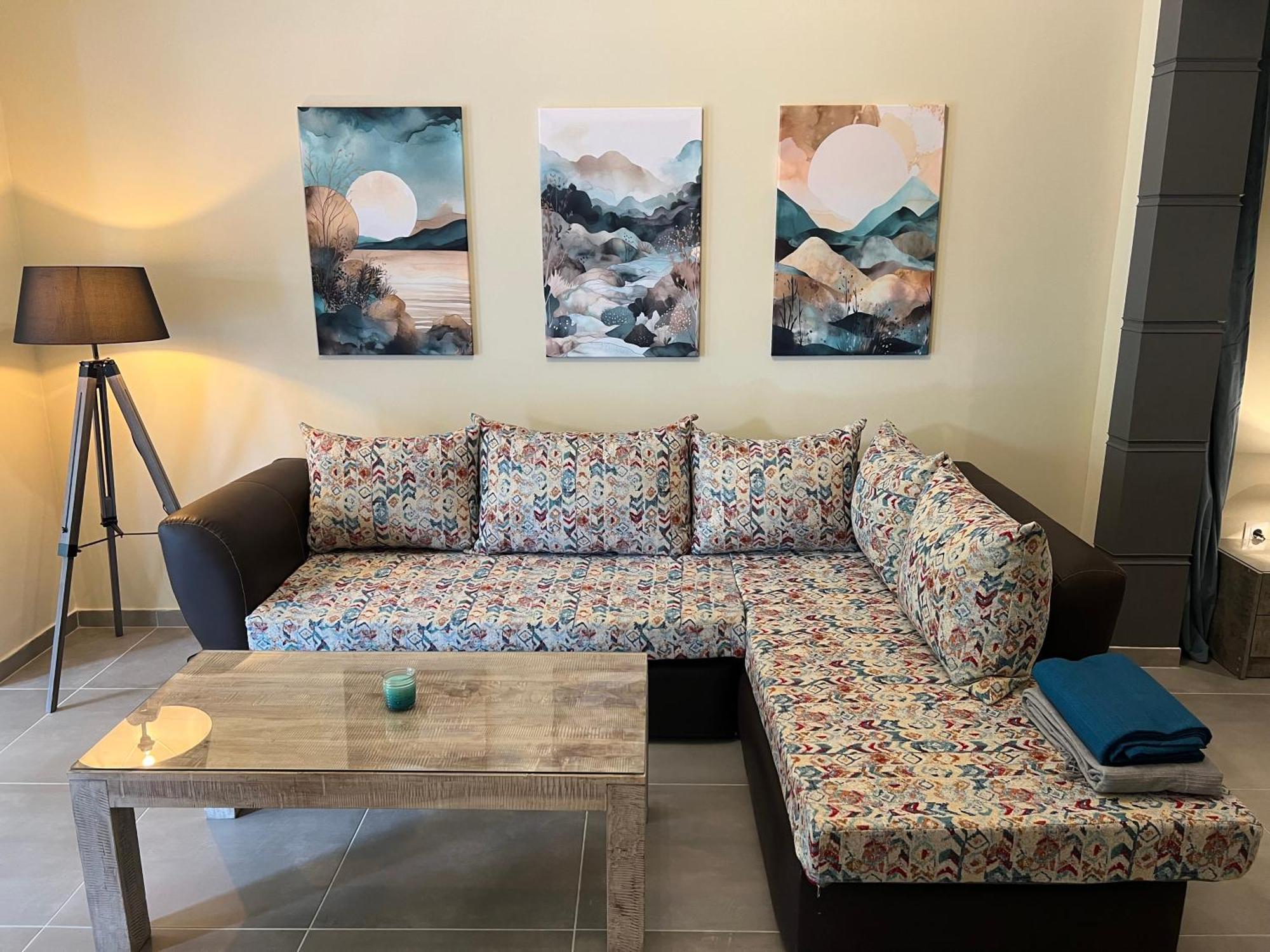 Spacious And Beautiful House Piraeus Bagian luar foto